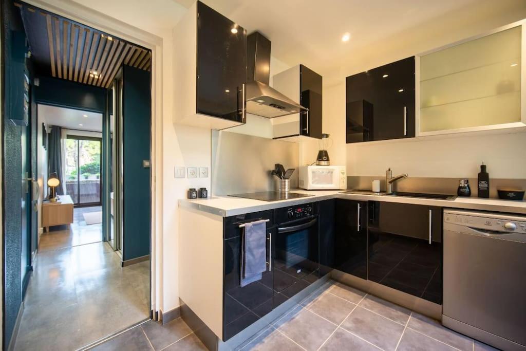 Air-Conditioned Apartment With Private Parking Marseille Luaran gambar